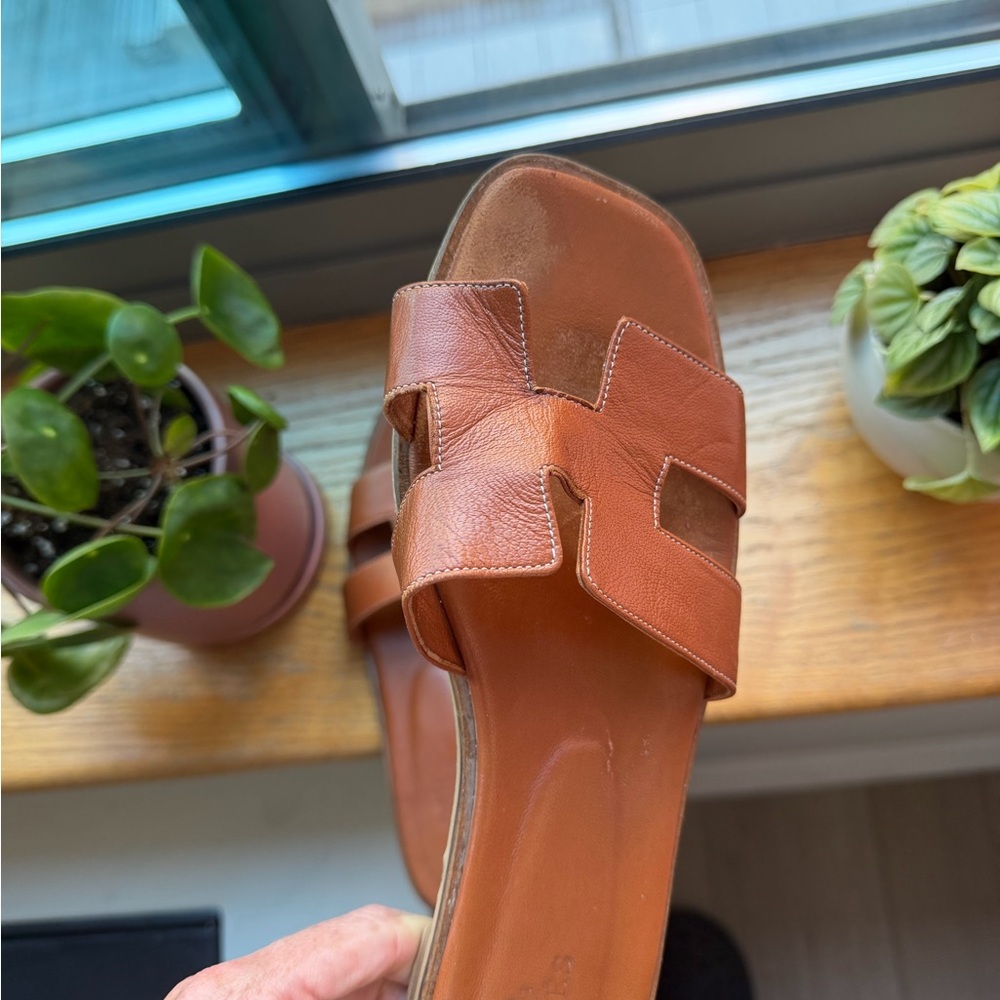 Hermès Oran Slide Sandals in Brown - Picture 8 of 8